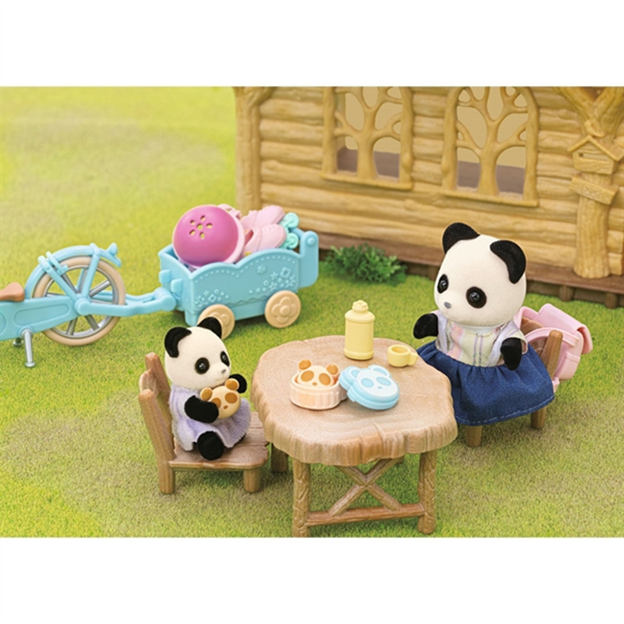 Sylvanian Families® Cykel Og Rulleskøjte Legesæt Med Figur