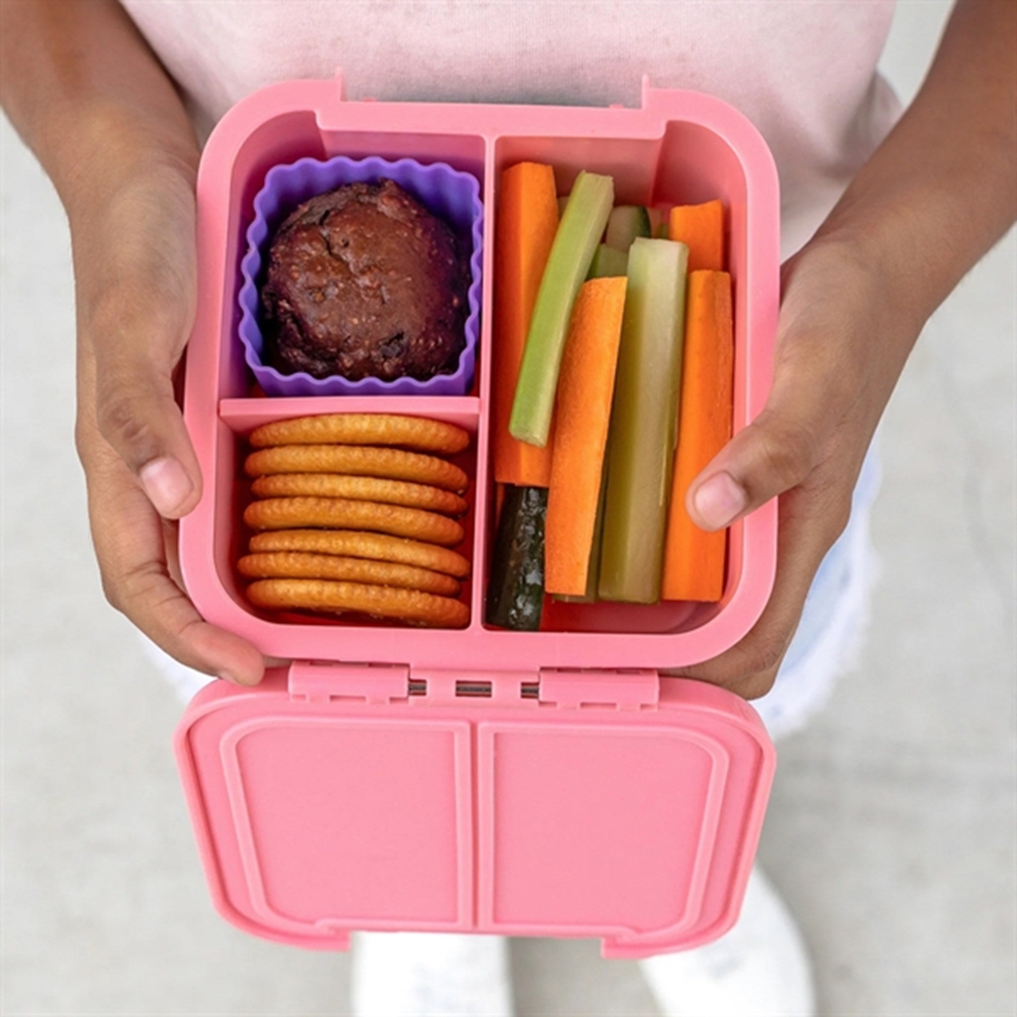 Little Lunch Box Co Bento 2 Madkasse Strawberry 3