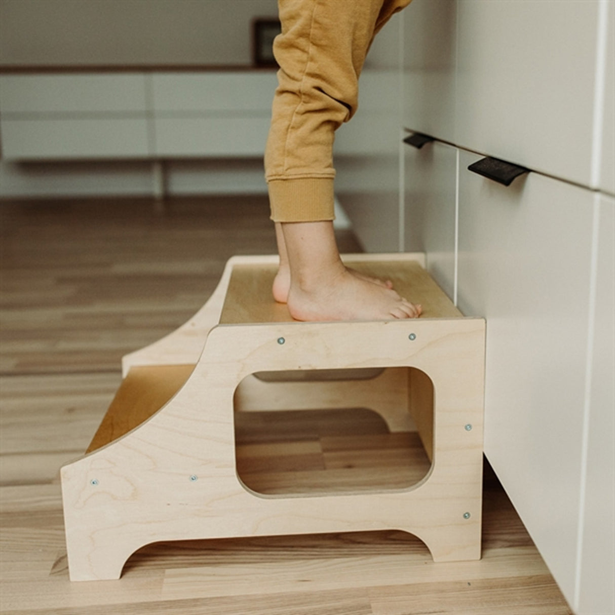 Duck Woodworks Step Stool Natural