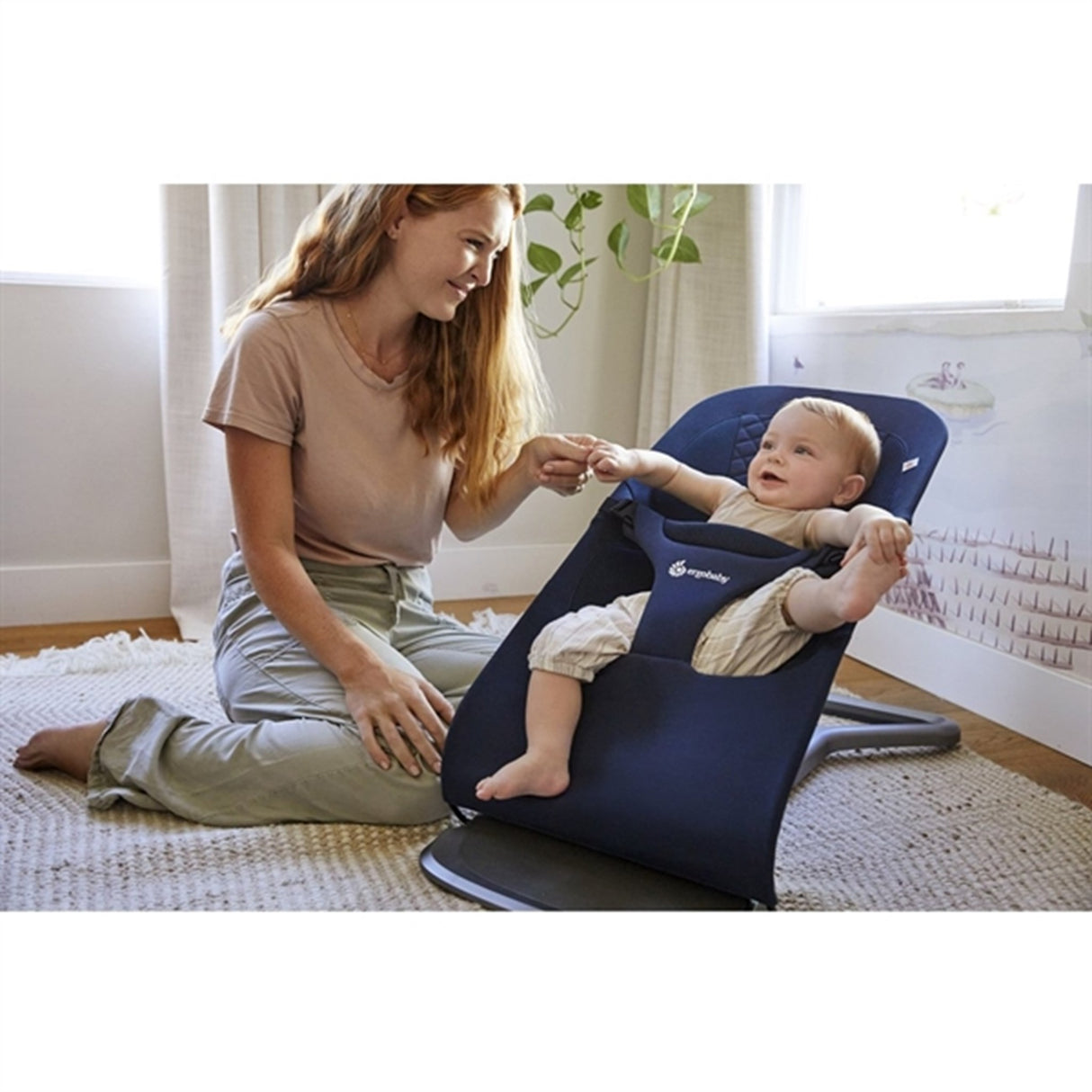 Ergobaby Evolve 3-I-1 Skråstol Midnight Blue