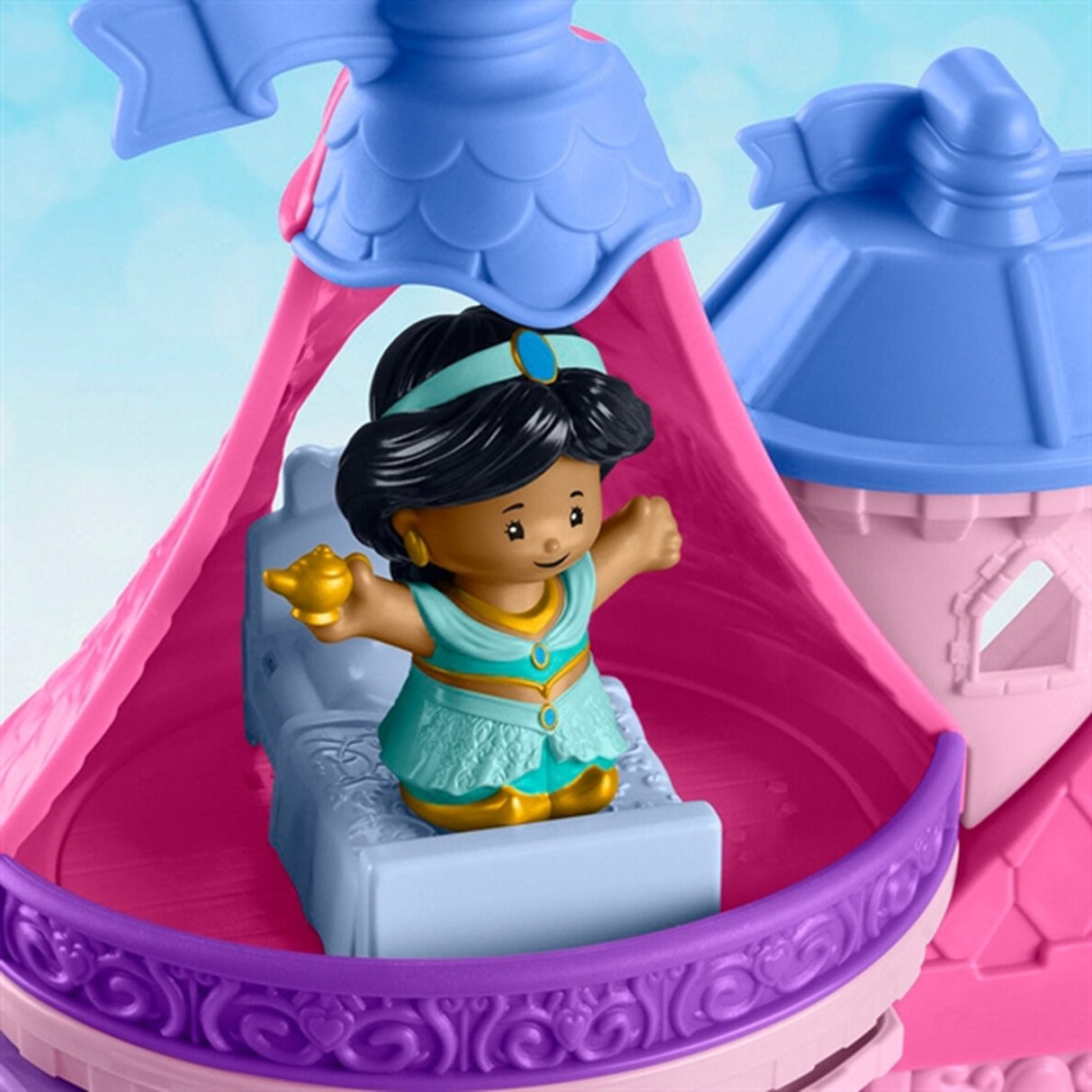 Fisher-Price® Disney Princess Magical Lights & Dancing Castle 4