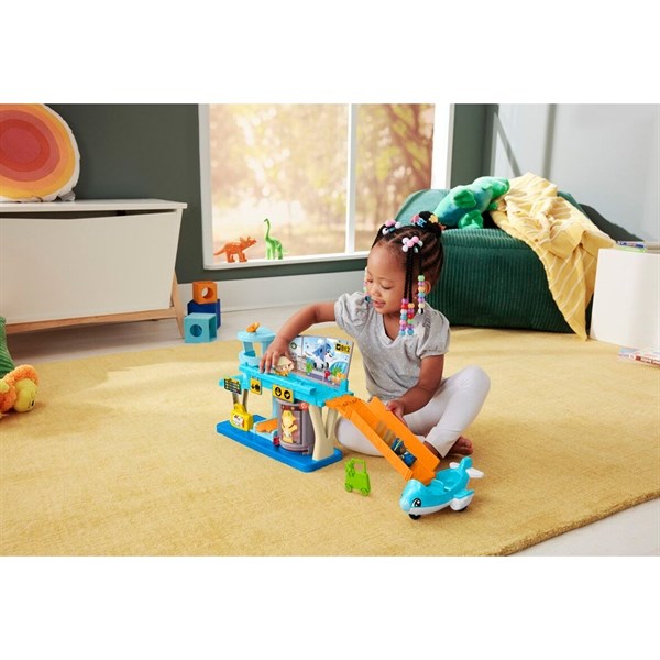 Fisher-Price® Everyday Adventures Airport 4