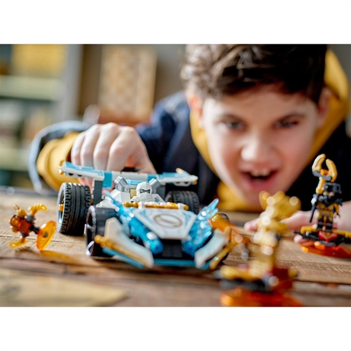 LEGO® NINJAGO® Zanes Dragekraft Spinjitzu Racerbil