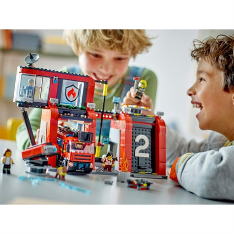 LEGO® City Brandstation med Brandbil