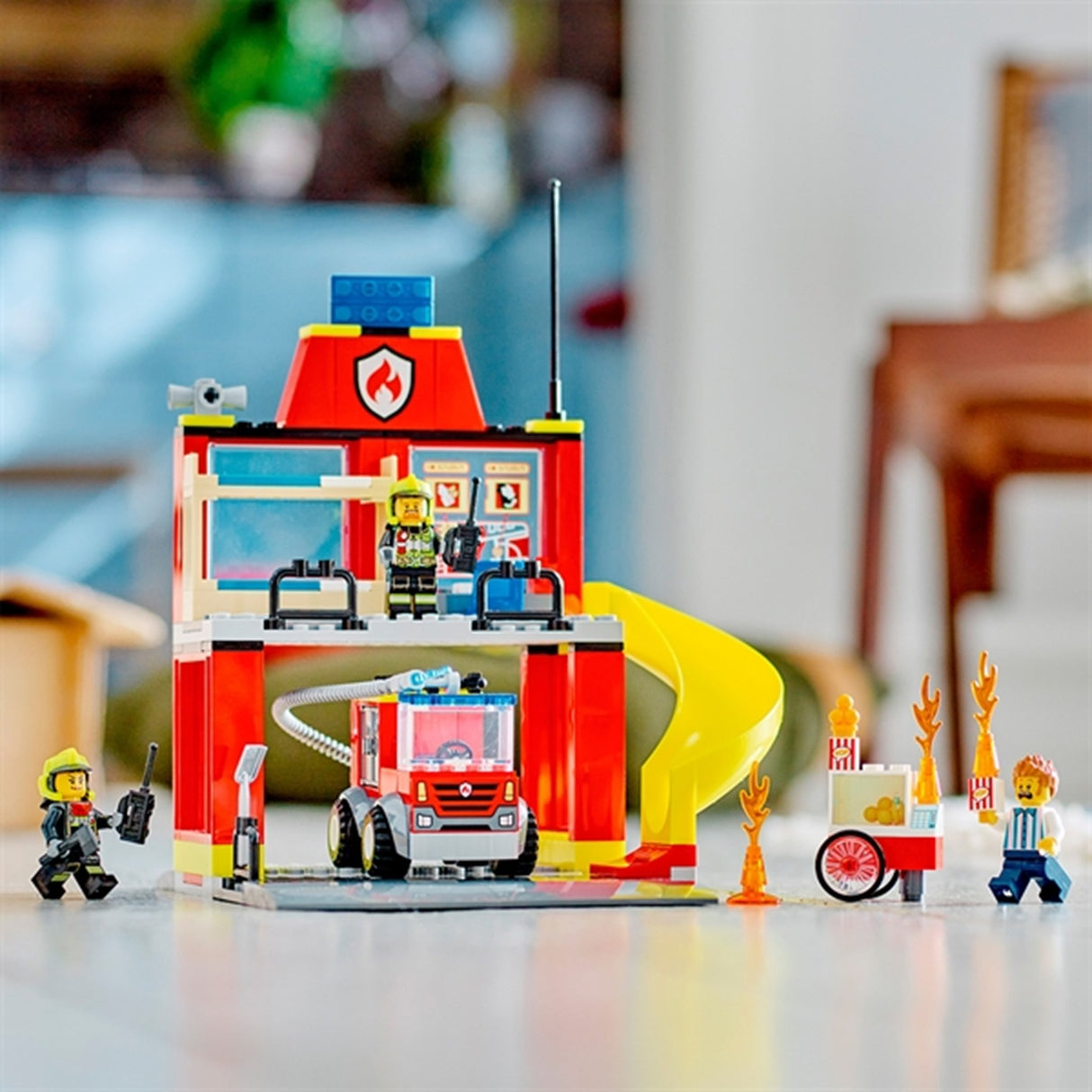 LEGO® City Brandstation og Brandbil