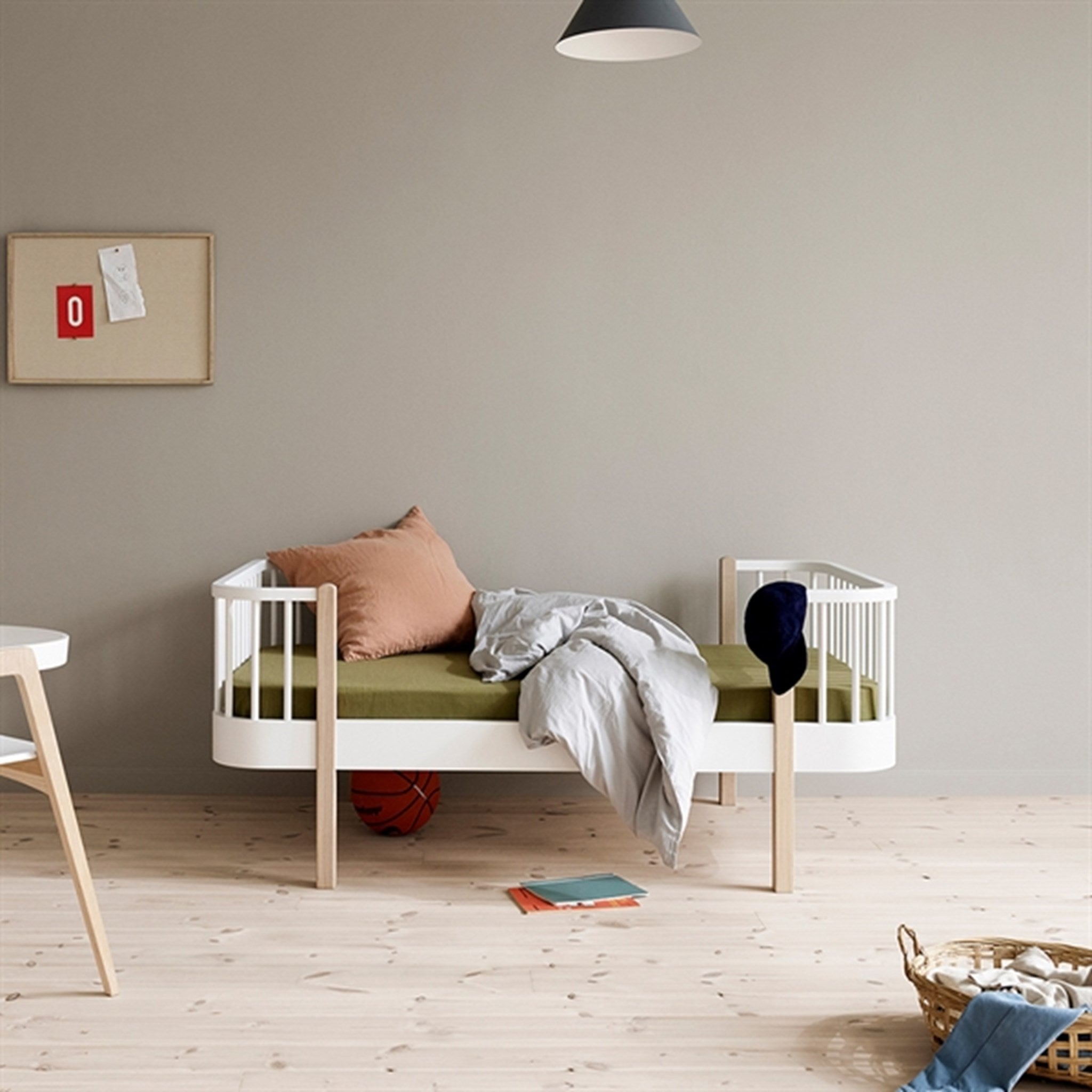 Oliver Furniture Wood Juniorseng Hvid/Eg 2