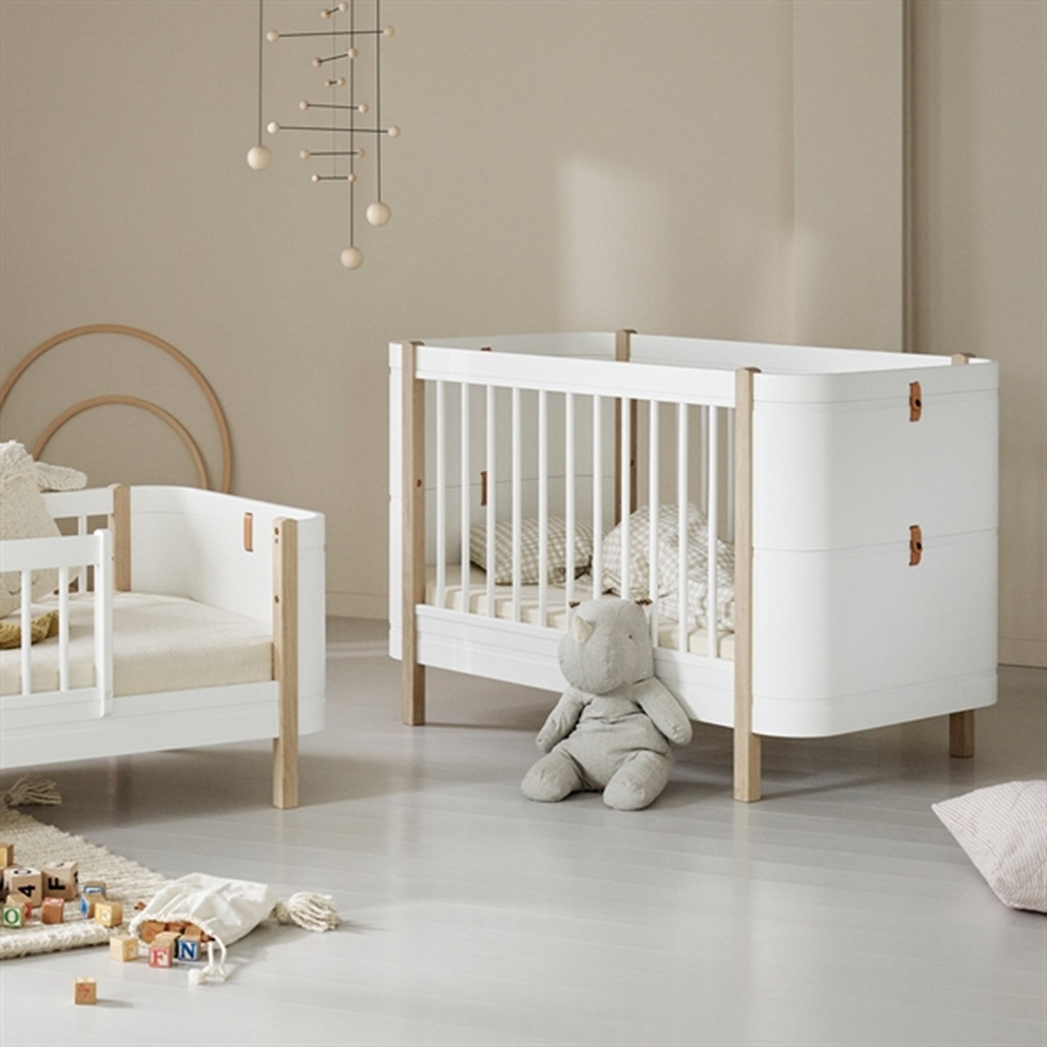Oliver Furniture Wood Mini+ Tremmeseng inkl. Junior Kit Hvid/Eg 4
