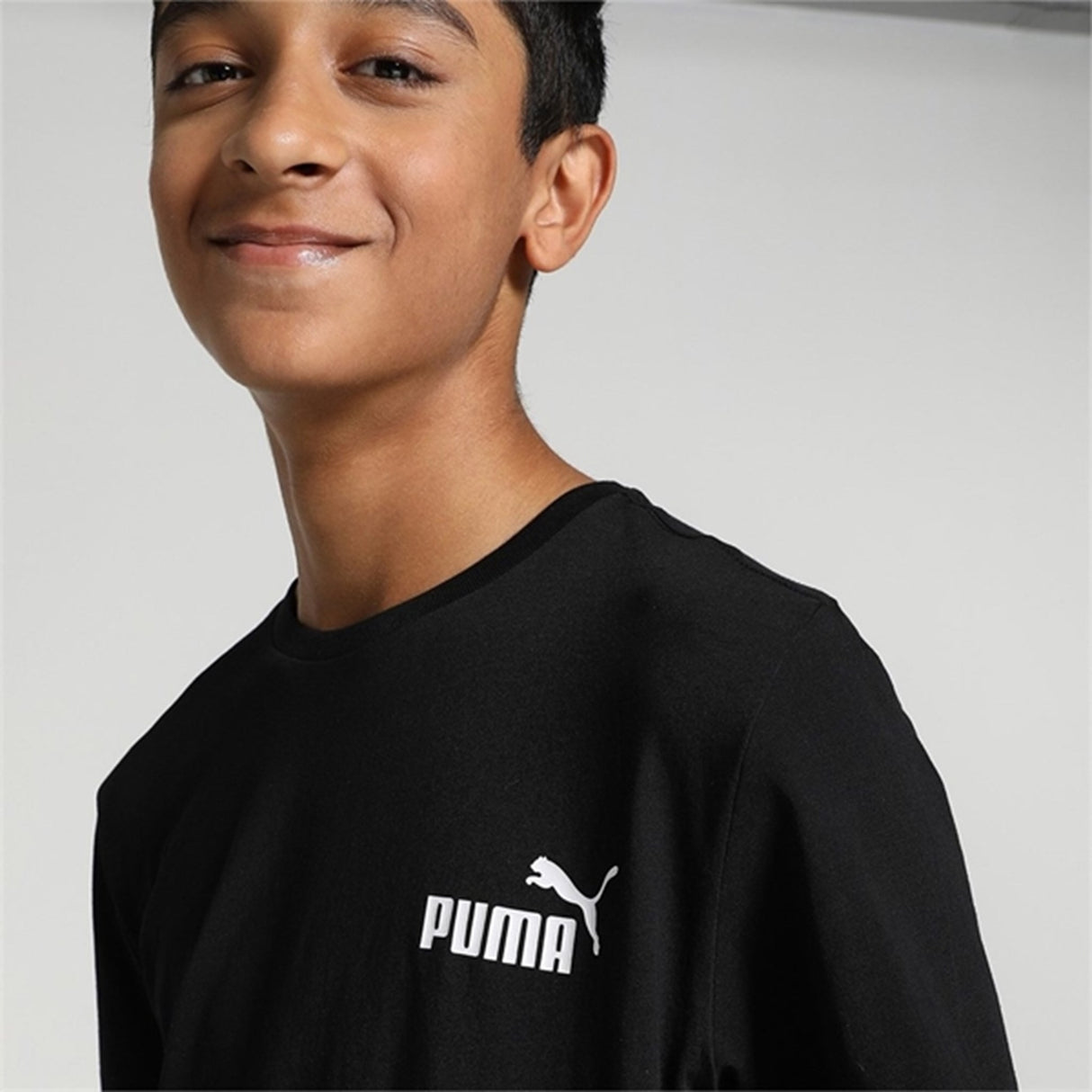 Puma Ess Small Logo T-Shirt Black 2