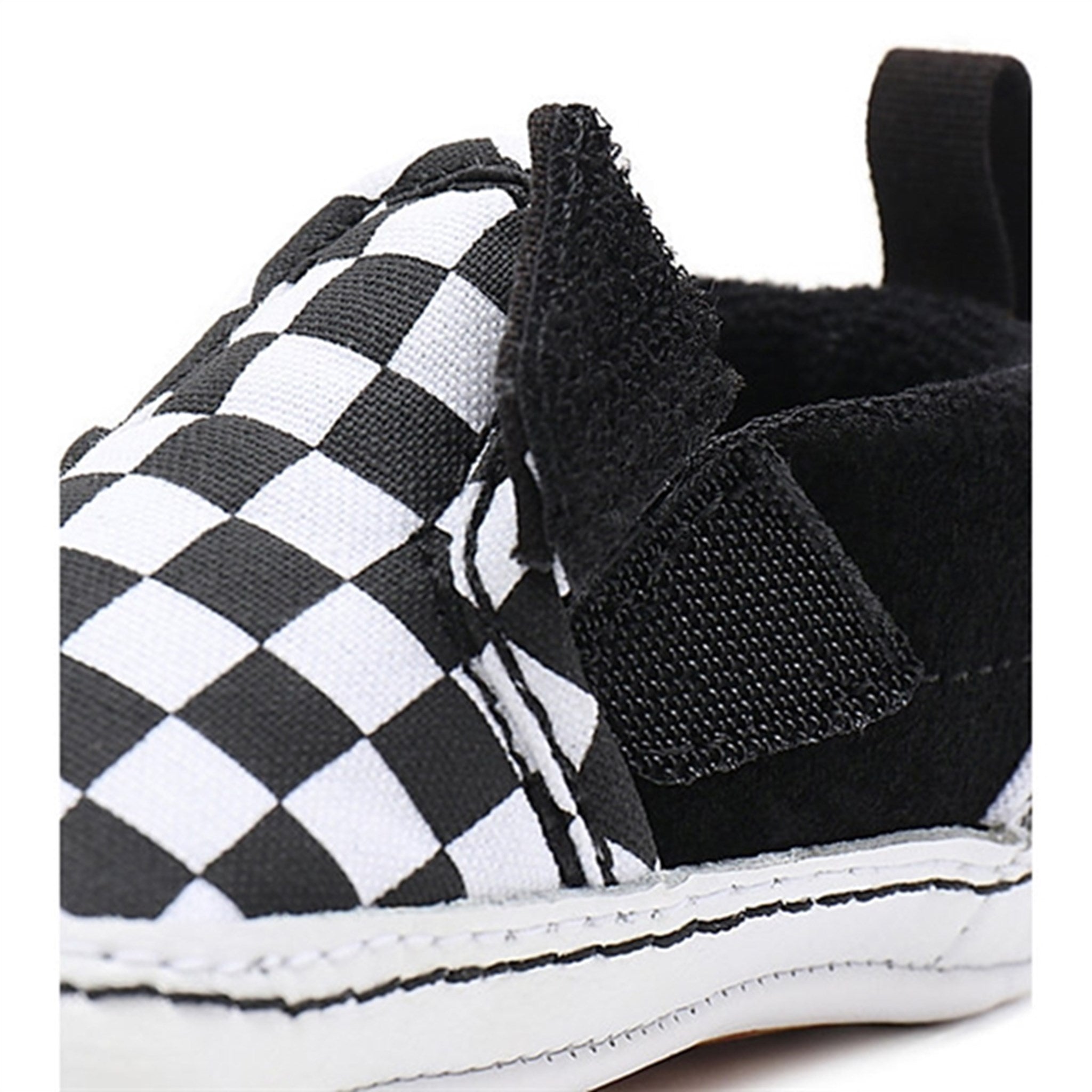 VANS IN Slip-On V Crib Sneakers Checker Black/True White 6